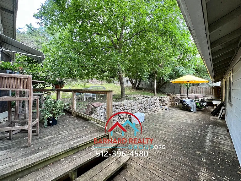 1007 N Lbj Dr — Photo 22