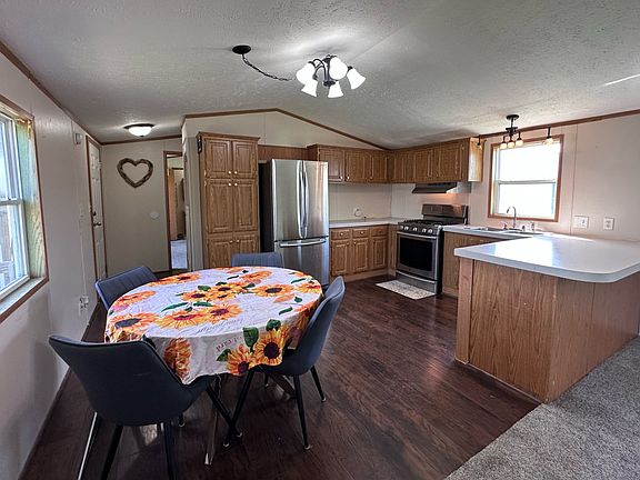 3rd image of 1136 Bedford Pl #180