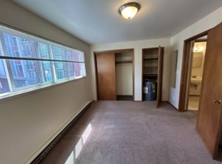 4119 11th Ave NE #1005, Seattle, WA 98105