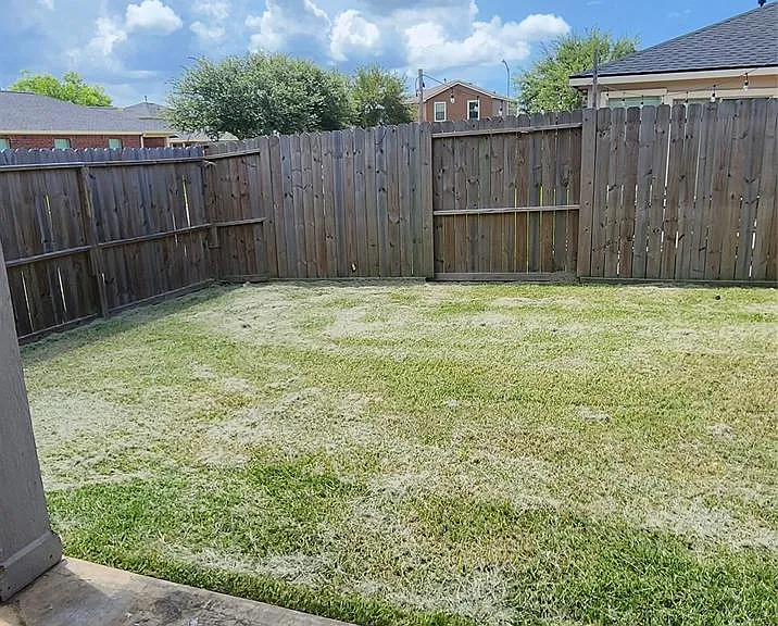 8830 Summerset Meadow Ct — Photo 31