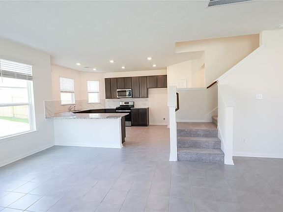 4th image of 9426 Castillo Ct