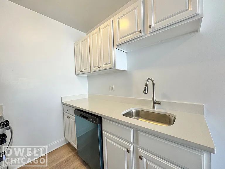 2606 N Kimball Ave #306 — Photo 8