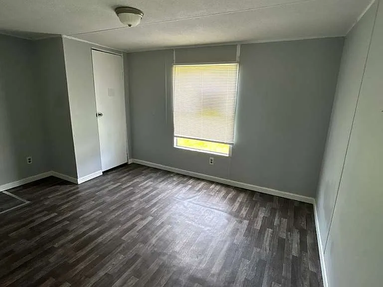 4344 Windsor Spring Rd — Photo 26
