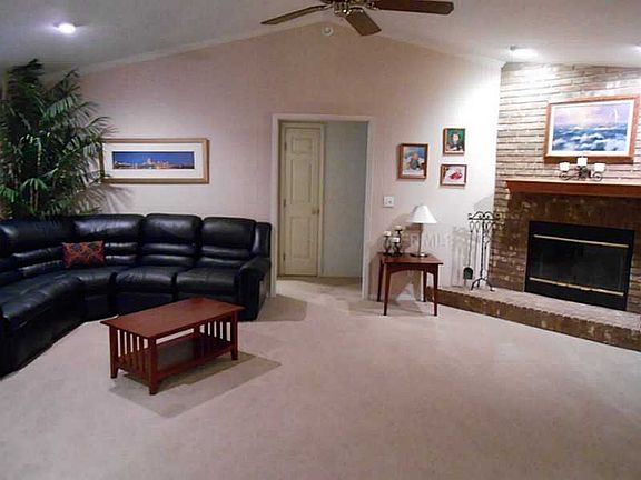 5th image of 1712 Kinsman Way