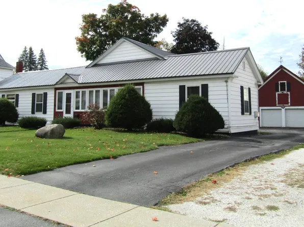 22 Broadway Street, Swanton, VT 05488