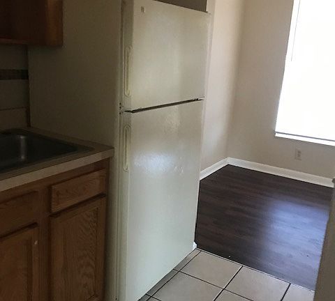 5th image of 5302 Milner Rd