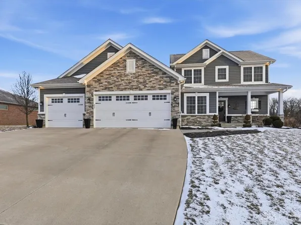 104 Bluestone Ct, Greenville, OH 45331
