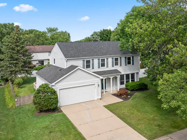 2158 Countryside Cir, Naperville, IL 60565