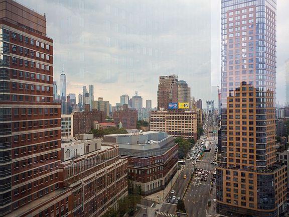 3rd image of 150 Myrtle Ave APT 1803