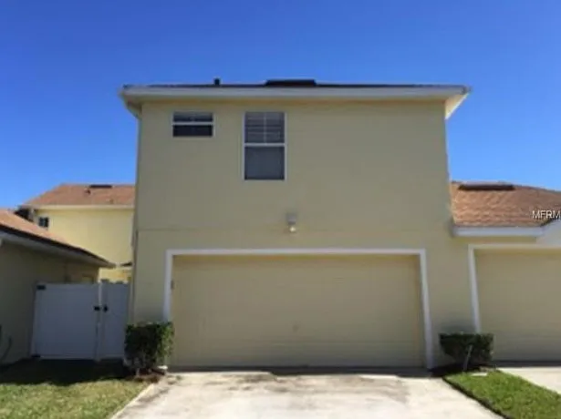 14622 Clarkson Dr