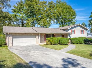 3912 S Mission Oaks Dr, Chattanooga, TN 37412