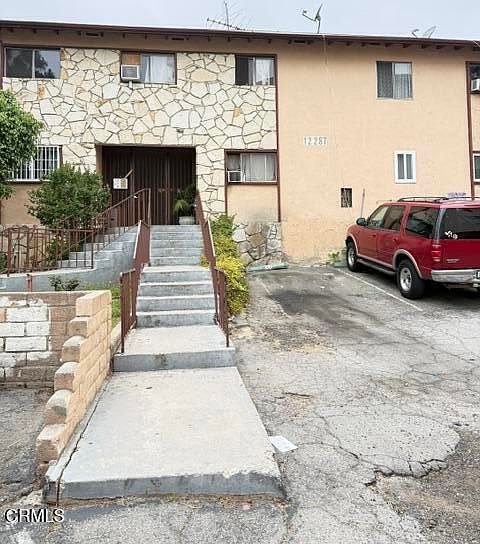 1st image of 12287 Osborne St APT 13