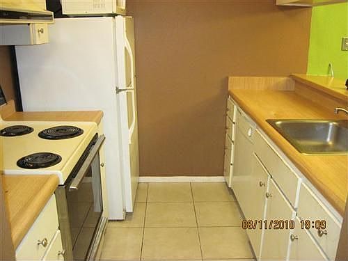 5th image of 6151 Shelter Creek Ln