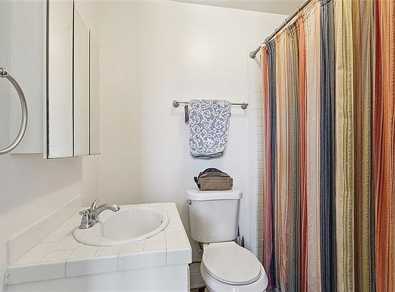 5th image of 1431 Saint Andrew St #B
