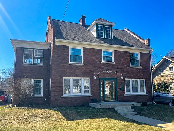 2nd image of 326 Clifton Dr