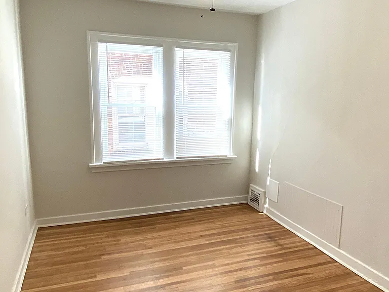Bedroom 2 w/ ceiling fan