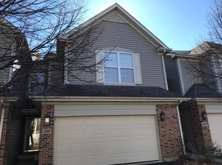 2039 Ivy Ridge Dr, Hoffman Estates, IL 60192