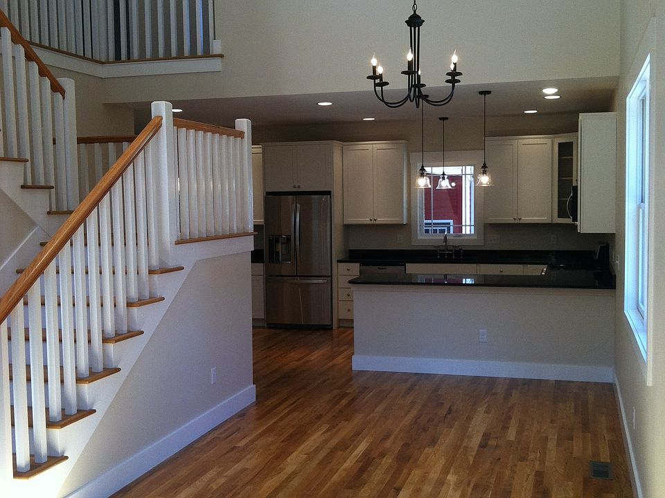 Dining Room & Kitchen