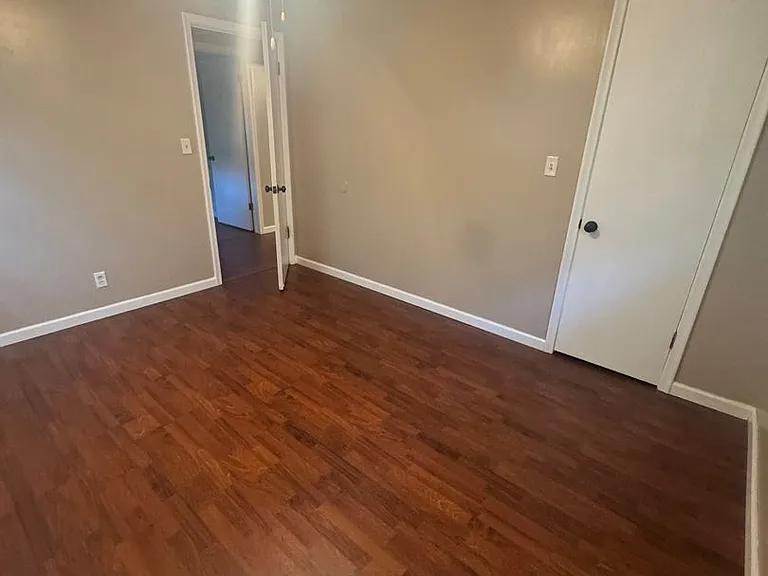 1217 SE Greystone Ave — Photo 13