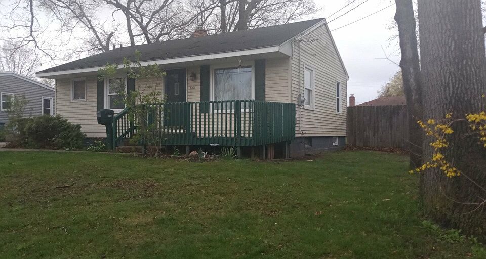 2nd image of 3313 Woodward Ave SW
