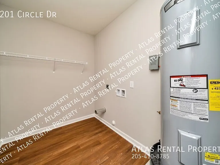 3201 Circle Dr — Photo 25