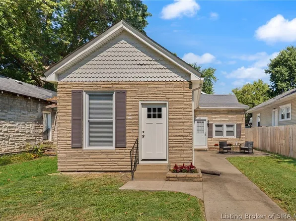 224 E Park Place, Jeffersonville, IN 47130
