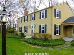 5 High Field Ln, Madison, CT 06443