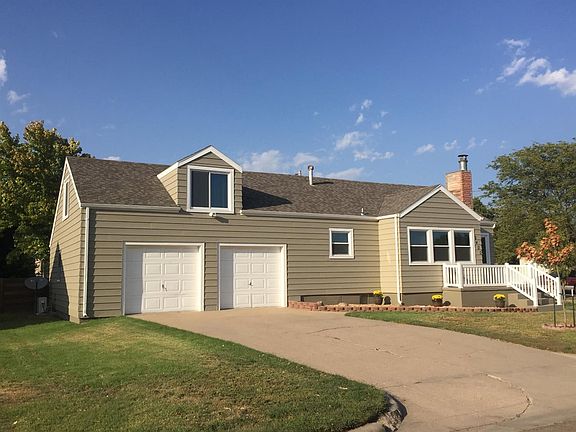 2nd image of 2400 Walnut Dr