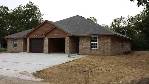 2475 Circle Dr Photo 1 2475 Circle Dr Photo 1