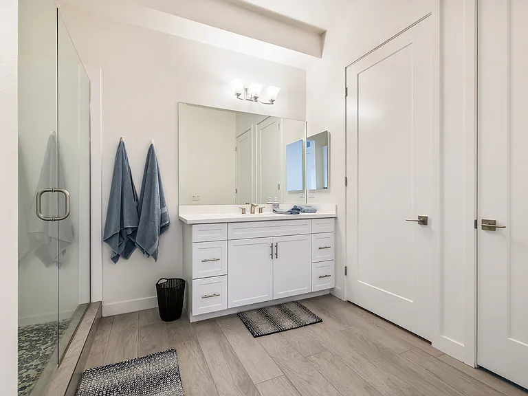 1701 Retreat Cir — Photo 38