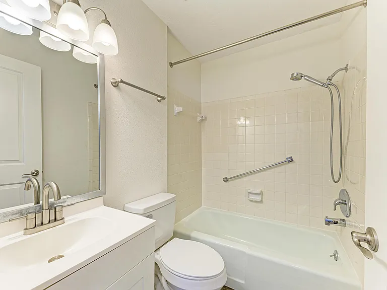 616 Guild Dr #8 — Photo 11
