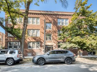 1626 W Highland Ave #2W, Chicago, IL 60660