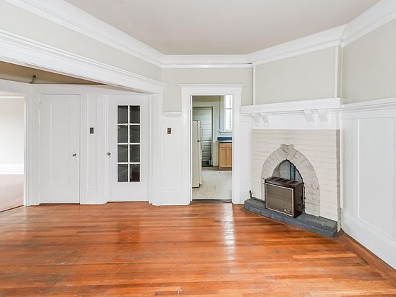 5th image of 298 Pierce St APT 3