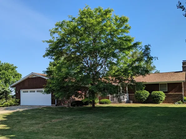 800 W Virginia St, Sublette, IL 61367