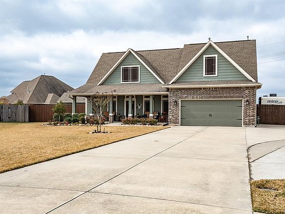 3rd image of 13919 Belmont Cir
