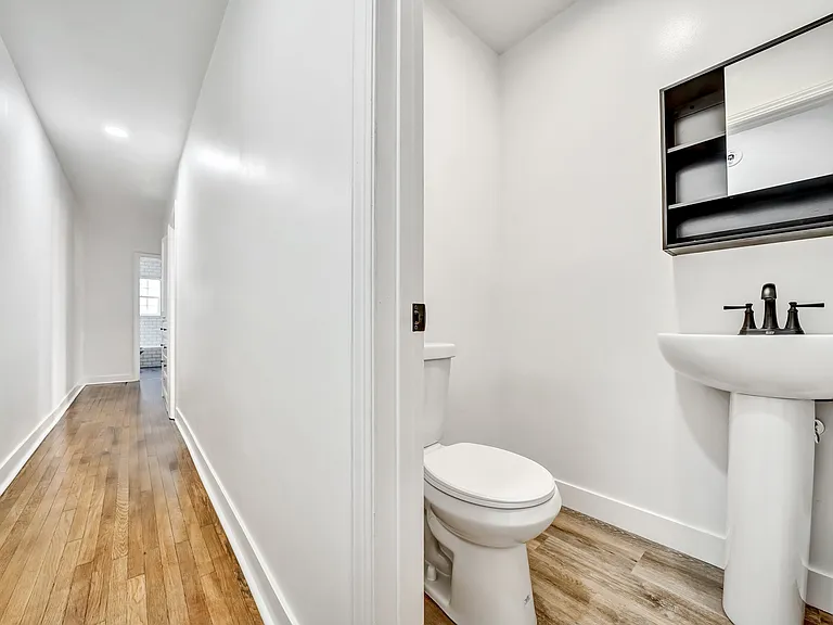 815 N Curson Ave — Photo 27
