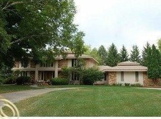 1732 Carrington Way, Bloomfield Hills, MI 48302