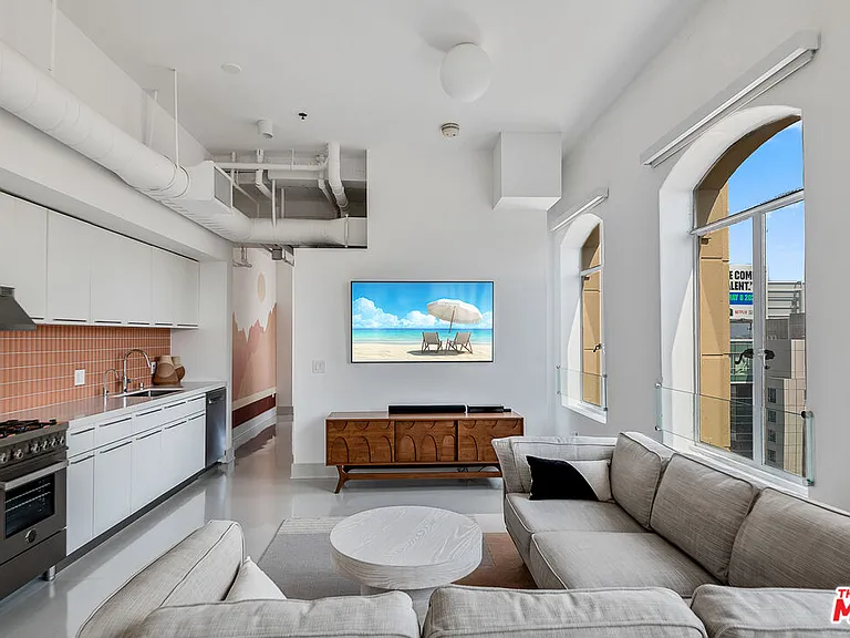 6253 Hollywood Blvd #1201 — Photo 7