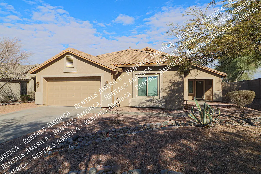 4 Bed 2 Bath Single Level Home -Move In Ready — Photo 3