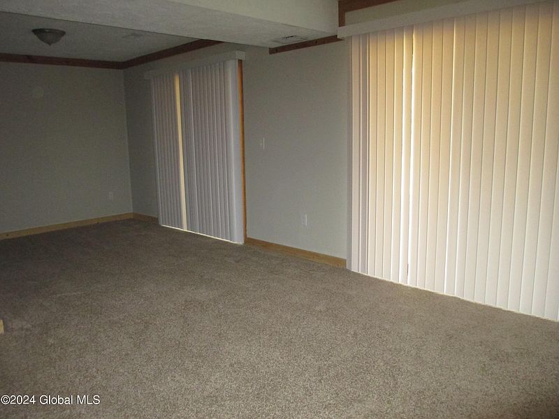 4th image of 38 Chatel Street