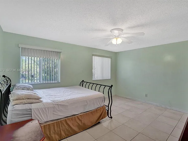 1726 SW 110th Ter — Photo 26