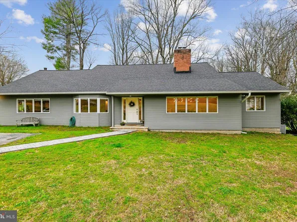 308 W Wind Rd, Towson, MD 21204