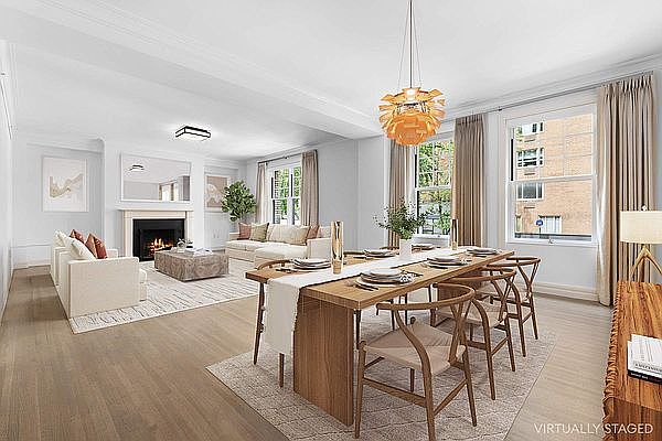 1st image of 150 E 72nd St #2