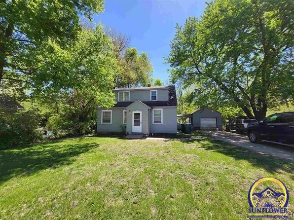 1317 SE 21st St, Topeka, KS 66607