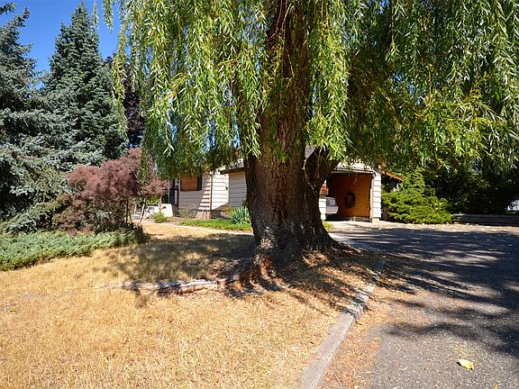 3rd image of 7609 Cunliffe Rd