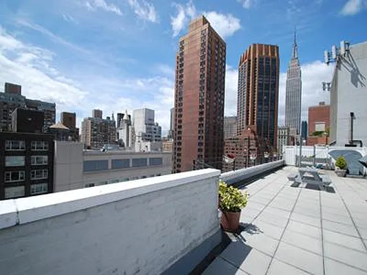 Rented by Buchbinder & Warren | media 20