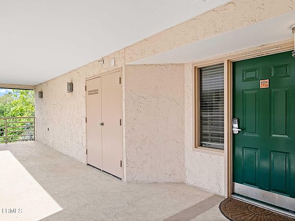 5th image of 1 Ocean Ln APT 2516