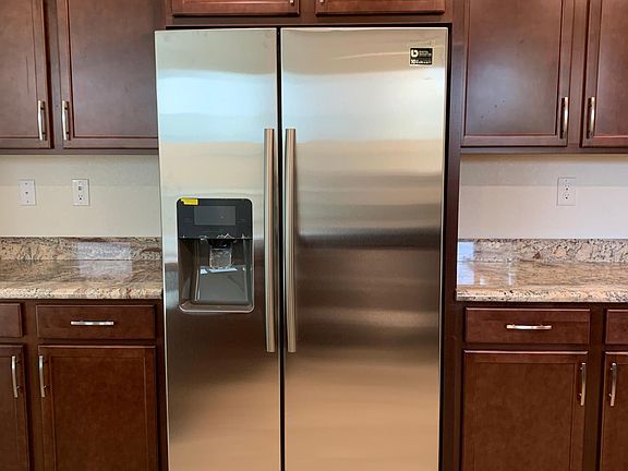 2nd image of 3056 Island Creek Way