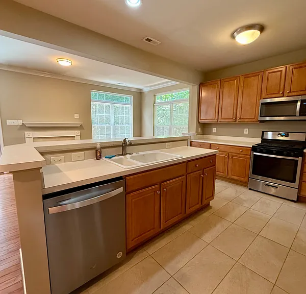 1529 Olde Sage Ct — Photo 13