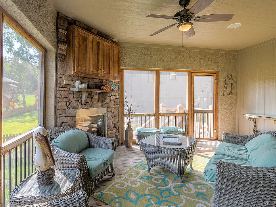 Love the screened in porch